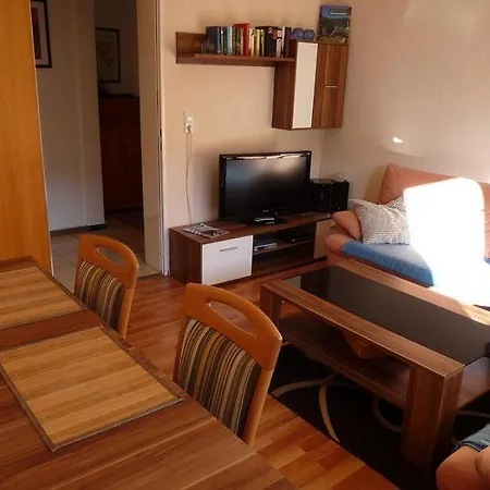 Apartment Haus Nils *